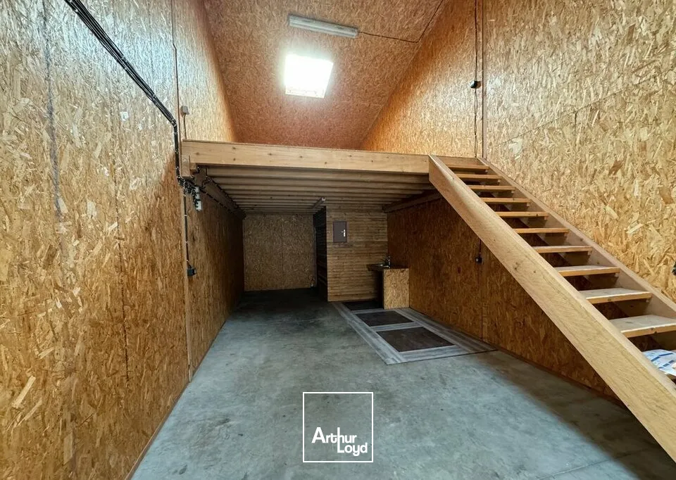 Locaux d'activité & Entrepôts - Location - MONTMEYRAN - 26120 - 75-75 - 7816240