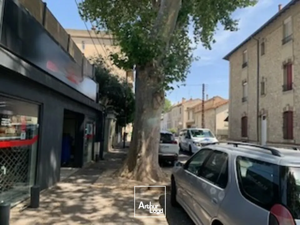Locaux commerciaux - Vente - AVIGNON - 84000 - 166.54-166.54 - 7816246