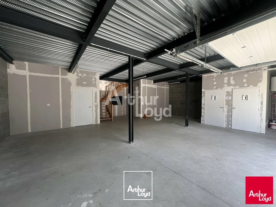Locaux d'activité & Entrepôts - Vente - RENNES - 35700 - 270-270 - 7816361
