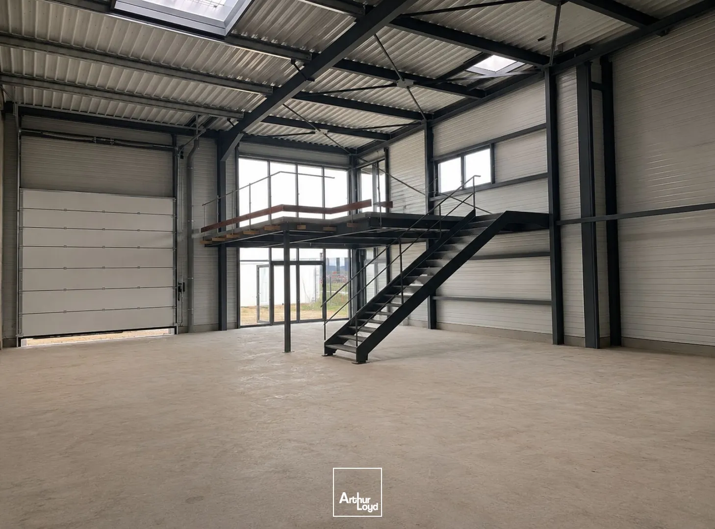 Locaux d'activité & Entrepôts - Location - ALLONNE - 60000 - 240-240 - 7816614