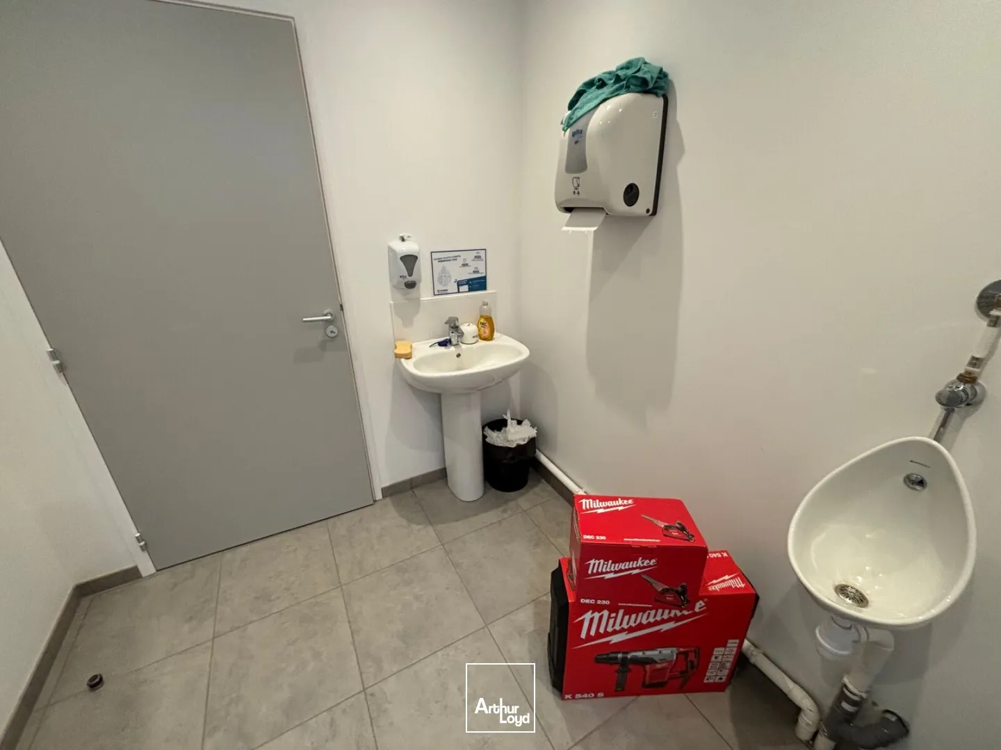 Locaux d'activité & Entrepôts - Location - OISSEL - 76350 - 331-331 - 7816778