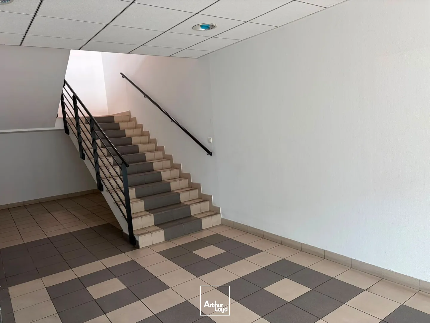 Locaux d'activité & Entrepôts - Location - GENNEVILLIERS - 92230 - 1200-1200 - 7816819