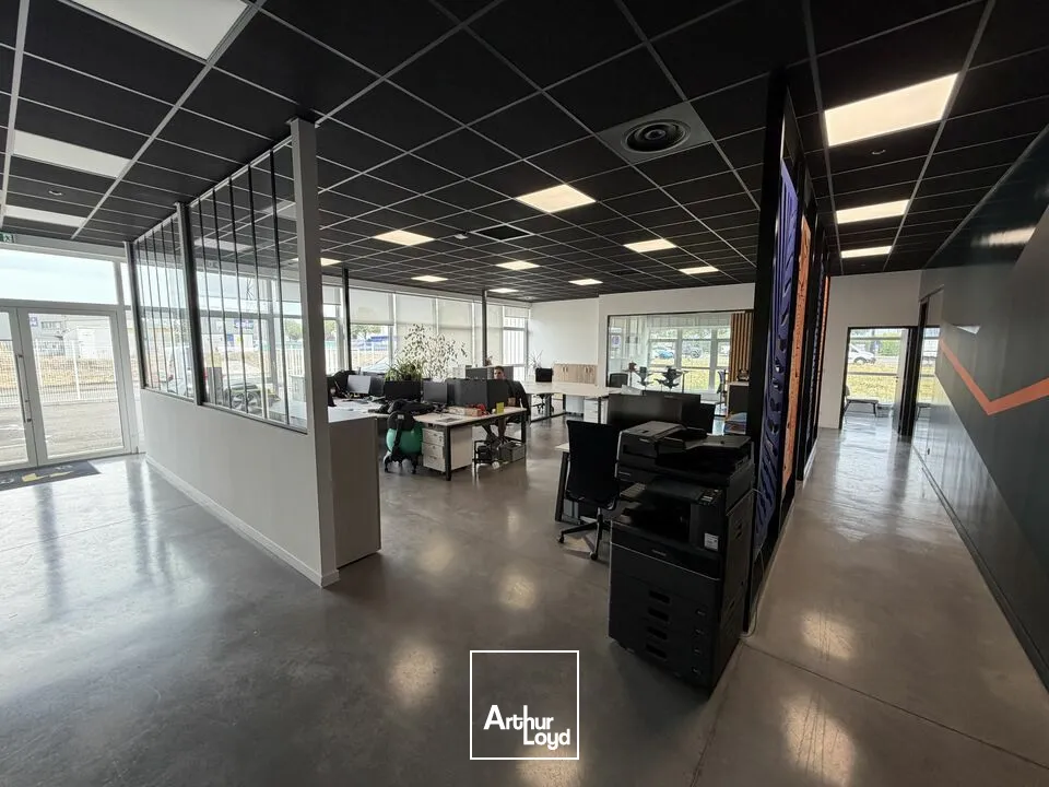 Locaux d'activité & Entrepôts - Location - VALENCE - 26000 - 723-723 - 7817203