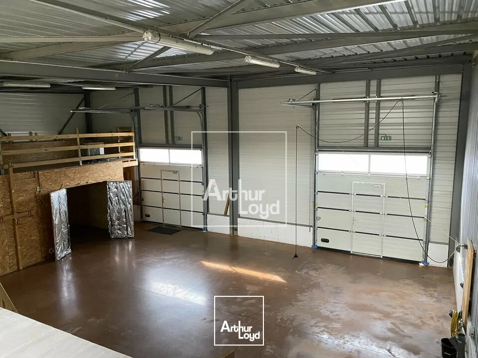 Locaux d'activité & Entrepôts - Vente - CHARTRETTES - 77590 - 225-225 - 7817259