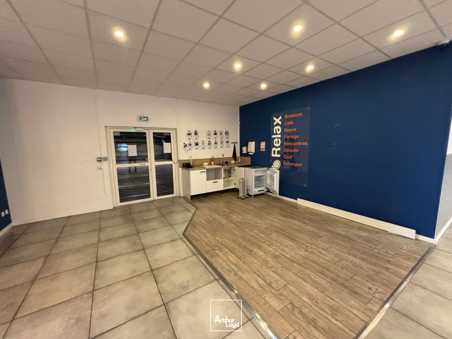 Locaux d'activité & Entrepôts - Location - CREPY EN VALOIS - 60800 - 785-785 - 7817464