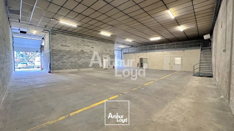 Locaux d'activité & Entrepôts - Location - CHAMBERY - 73000 - 322-322 - 7817534