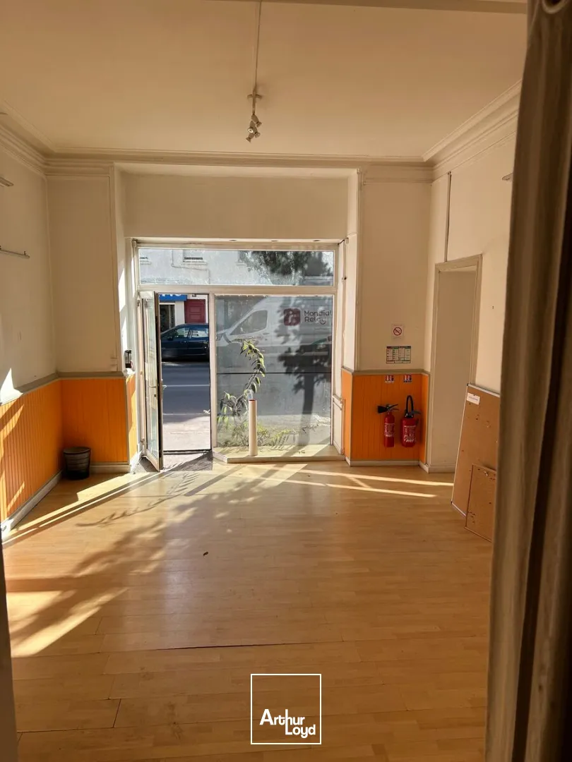 Locaux commerciaux - Location - NANTES - 44000 - 67-67 - 7817712