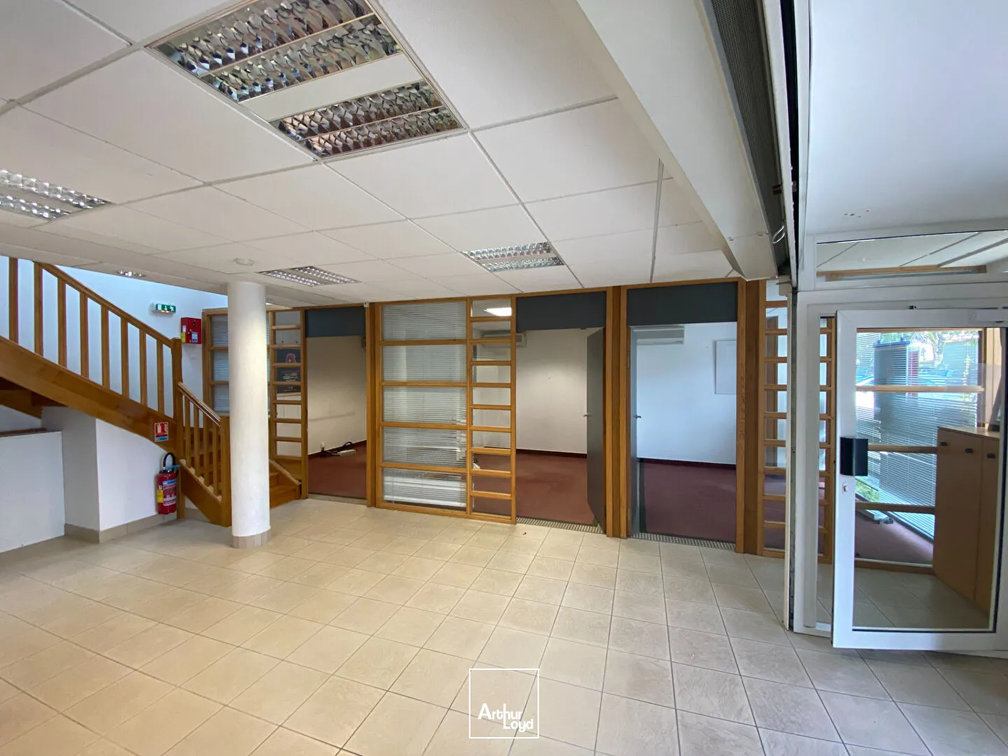Locaux commerciaux - Vente - LA ROCHELLE - 17000 - 159.3-159.3 - 7818007