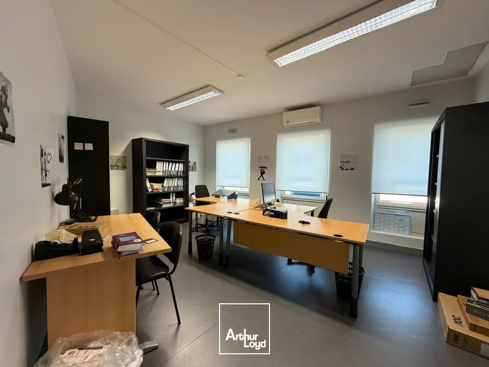 Bureaux - Vente - POITIERS - 86000 - 211.08-211.08 - 7818115