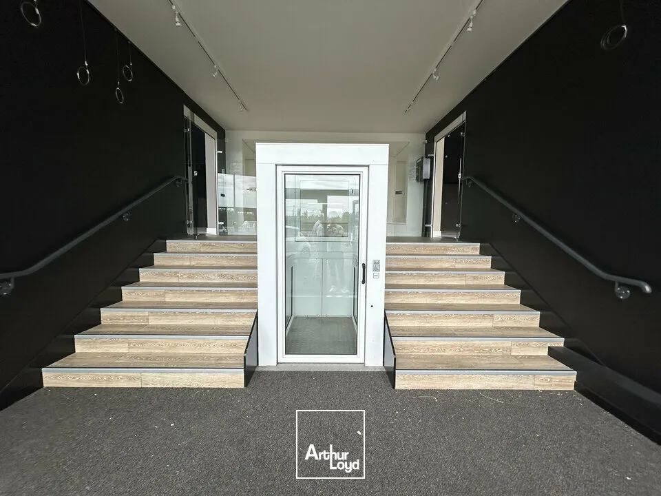 Locaux commerciaux - Location - MIGNÉ-AUXANCES - 86440 - 328-328 - 7818126
