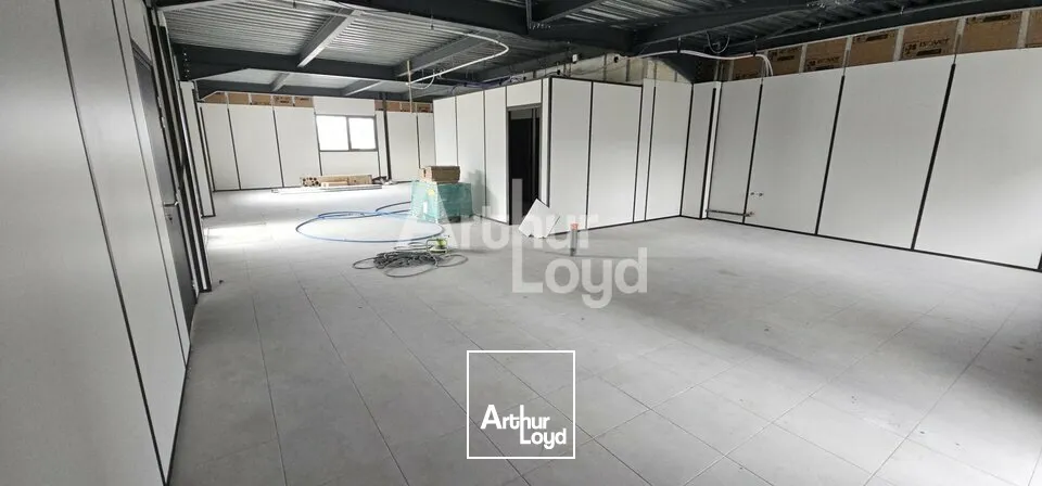 Bureaux - Location - SAINTE-HÉLÈNE-DU-LAC - 73800 - 140-280 - 7818479