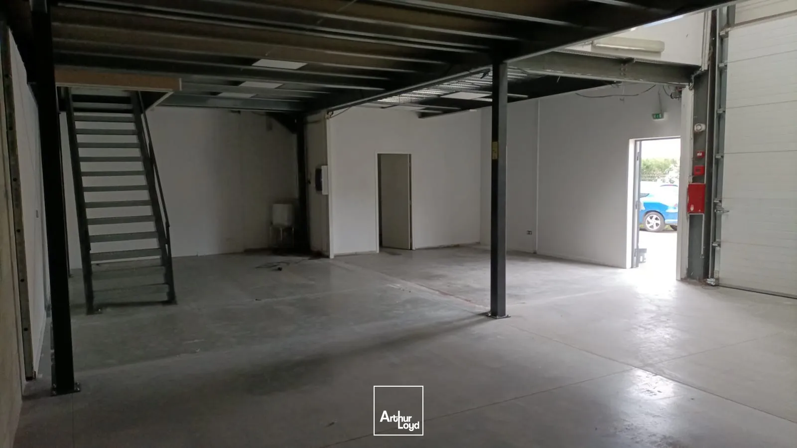 Locaux d'activité & Entrepôts - Location - LA PENNE SUR HUVEAUNE - 13821 - 180-180 - 7818573