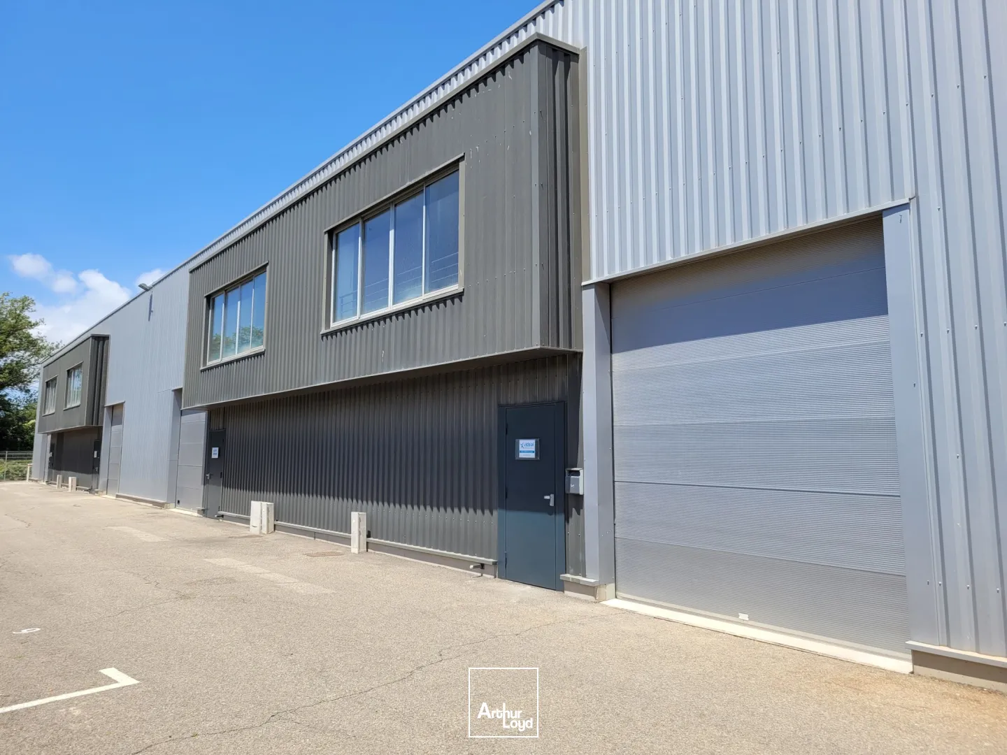 Locaux d'activité & Entrepôts - Location - LA PENNE SUR HUVEAUNE - 13821 - 180-180 - 7818571