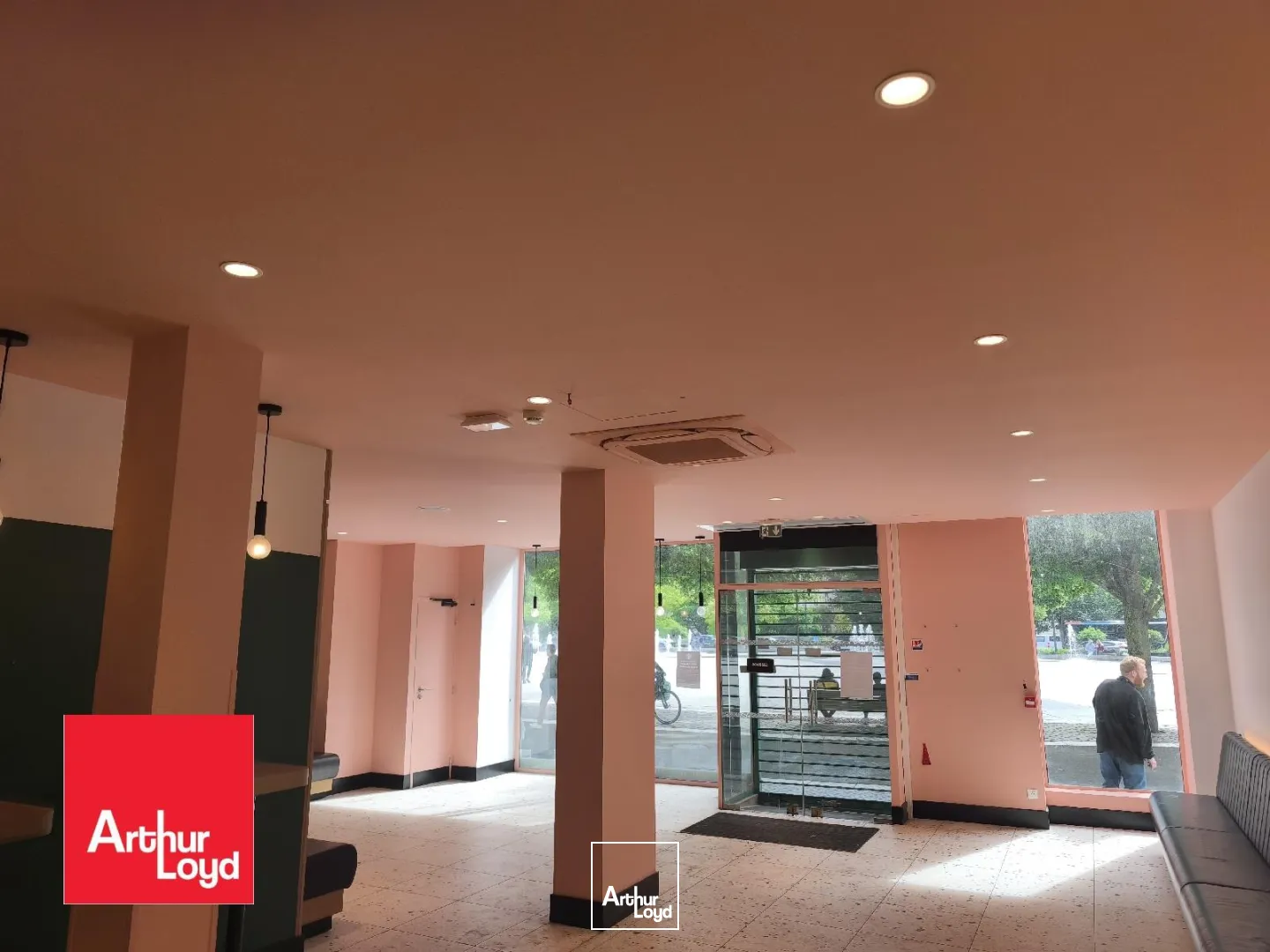 Locaux commerciaux - Location - CHARTRES - 28000 - 261-261 - 7818856