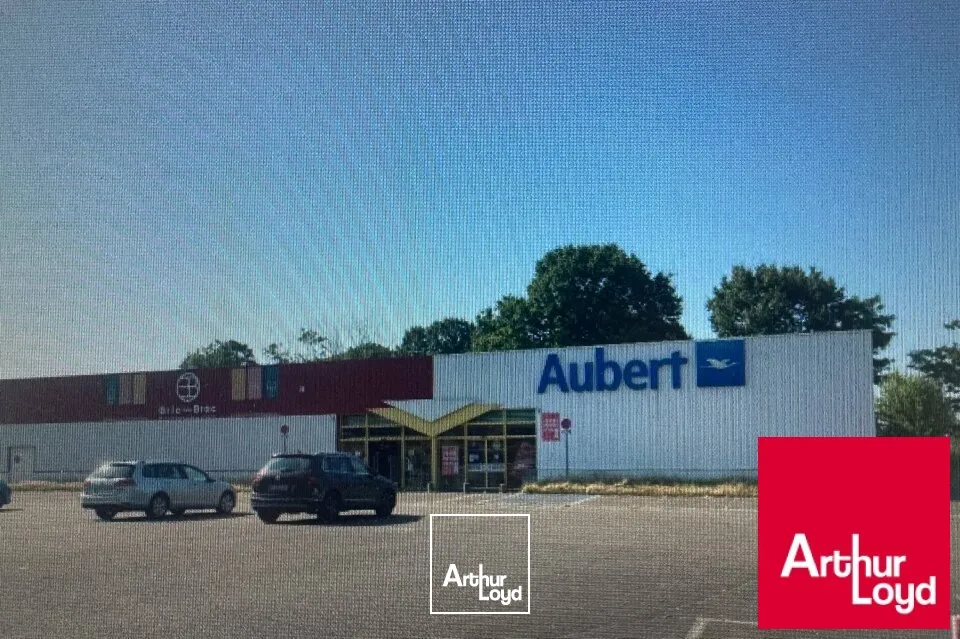 Locaux commerciaux - Location - SAINT-PIERRE-DU-MONT - 40280 - 600-600 - 7818998