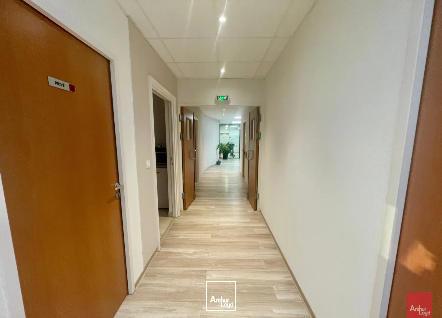 Bureaux - Location - NIMES - 30900 - 152.59-152.59 - 7819147
