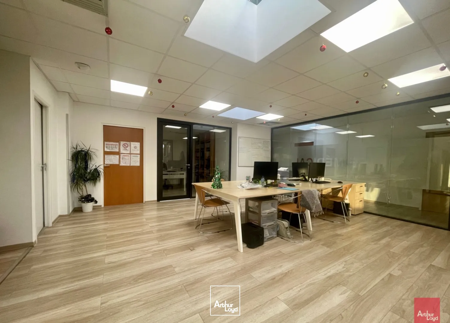 Bureaux - Location - NIMES - 30900 - 152.59-152.59 - 7819153