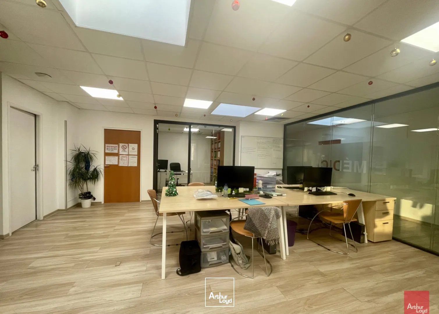 Bureaux - Location - NIMES - 30900 - 152.59-152.59 - 7819159