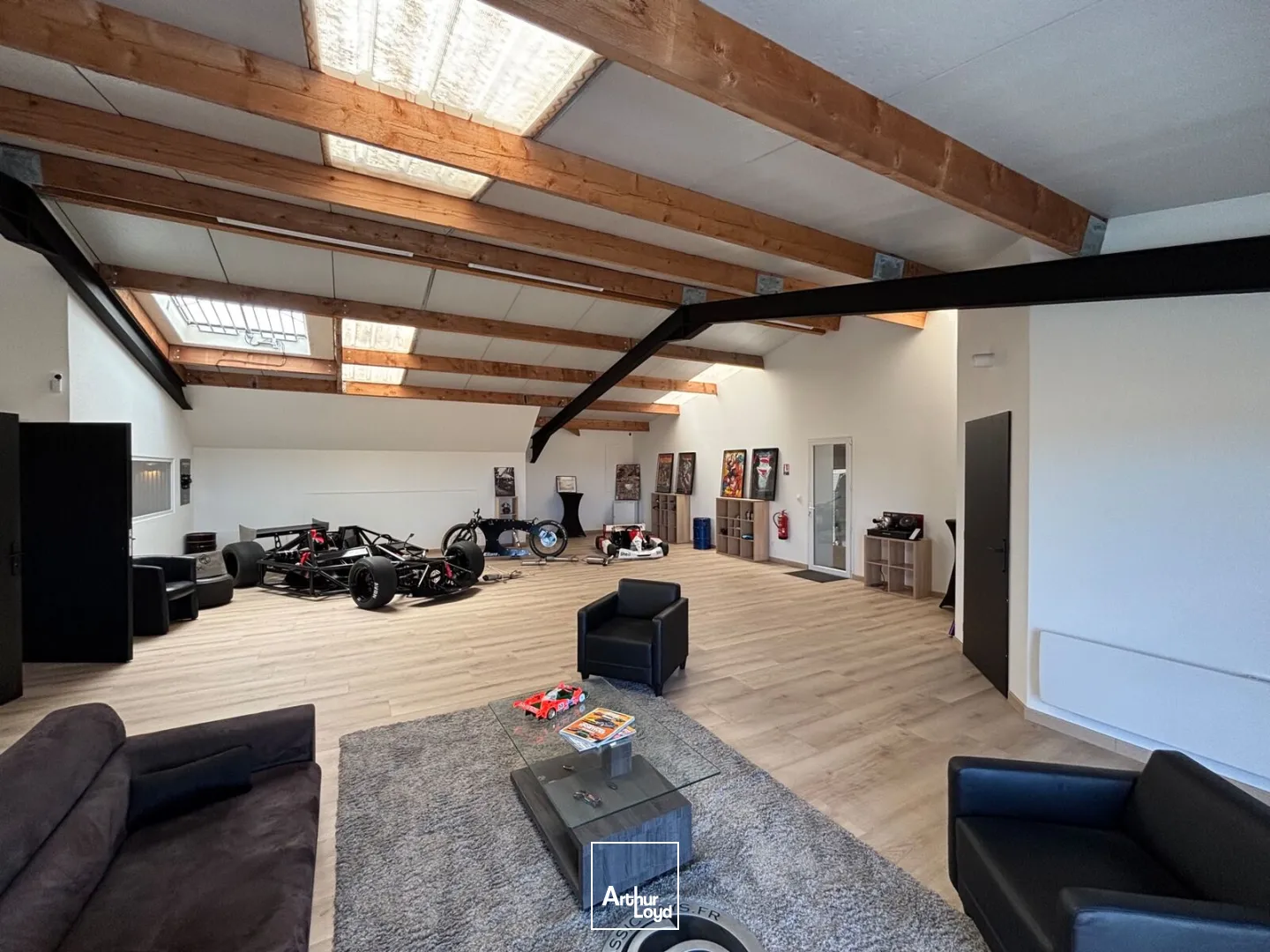 Locaux d'activité & Entrepôts - Vente - PISSY POVILLE - 76360 - 600-600 - 7819286