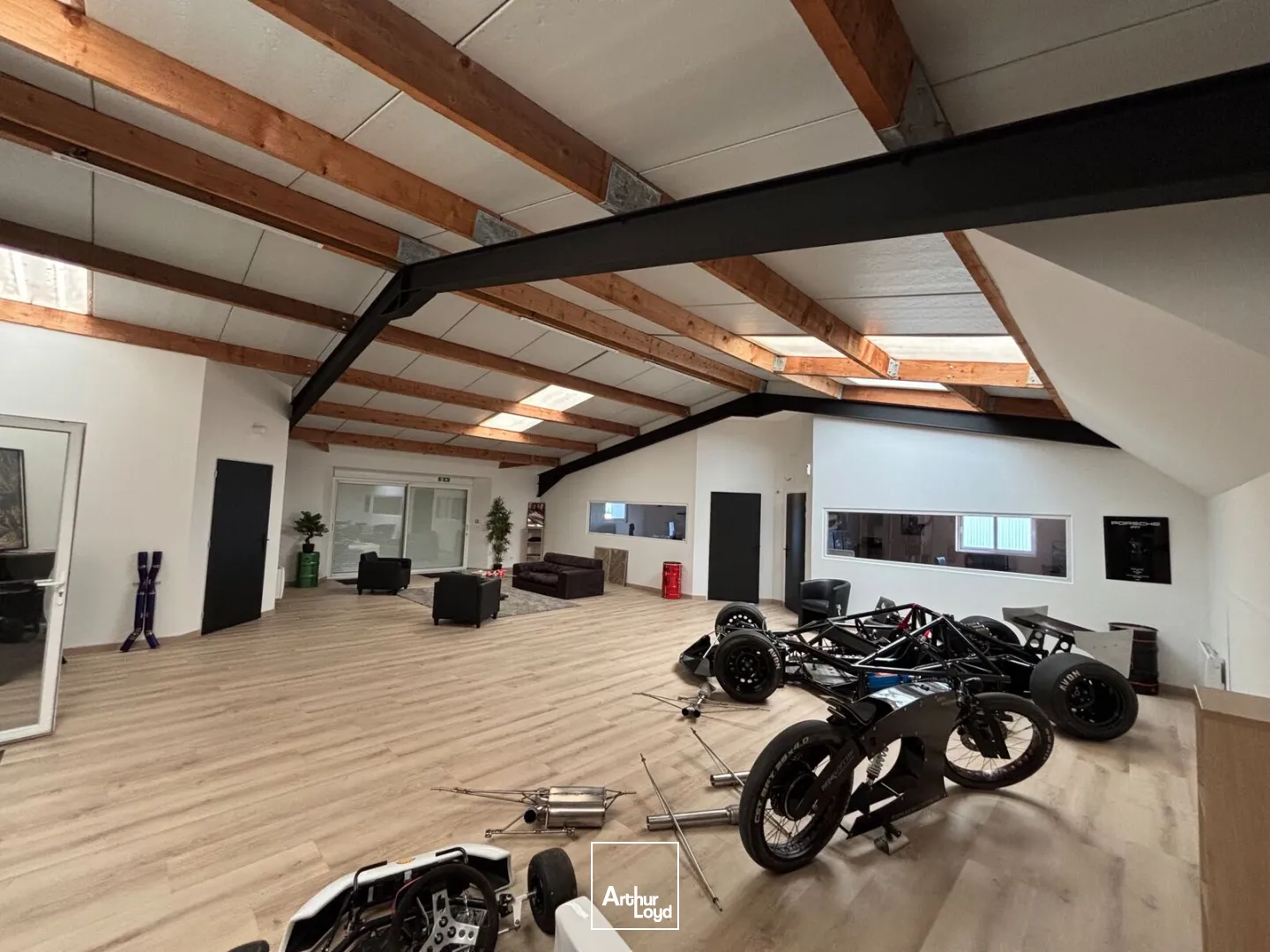 Locaux d'activité & Entrepôts - Vente - PISSY POVILLE - 76360 - 600-600 - 7819289