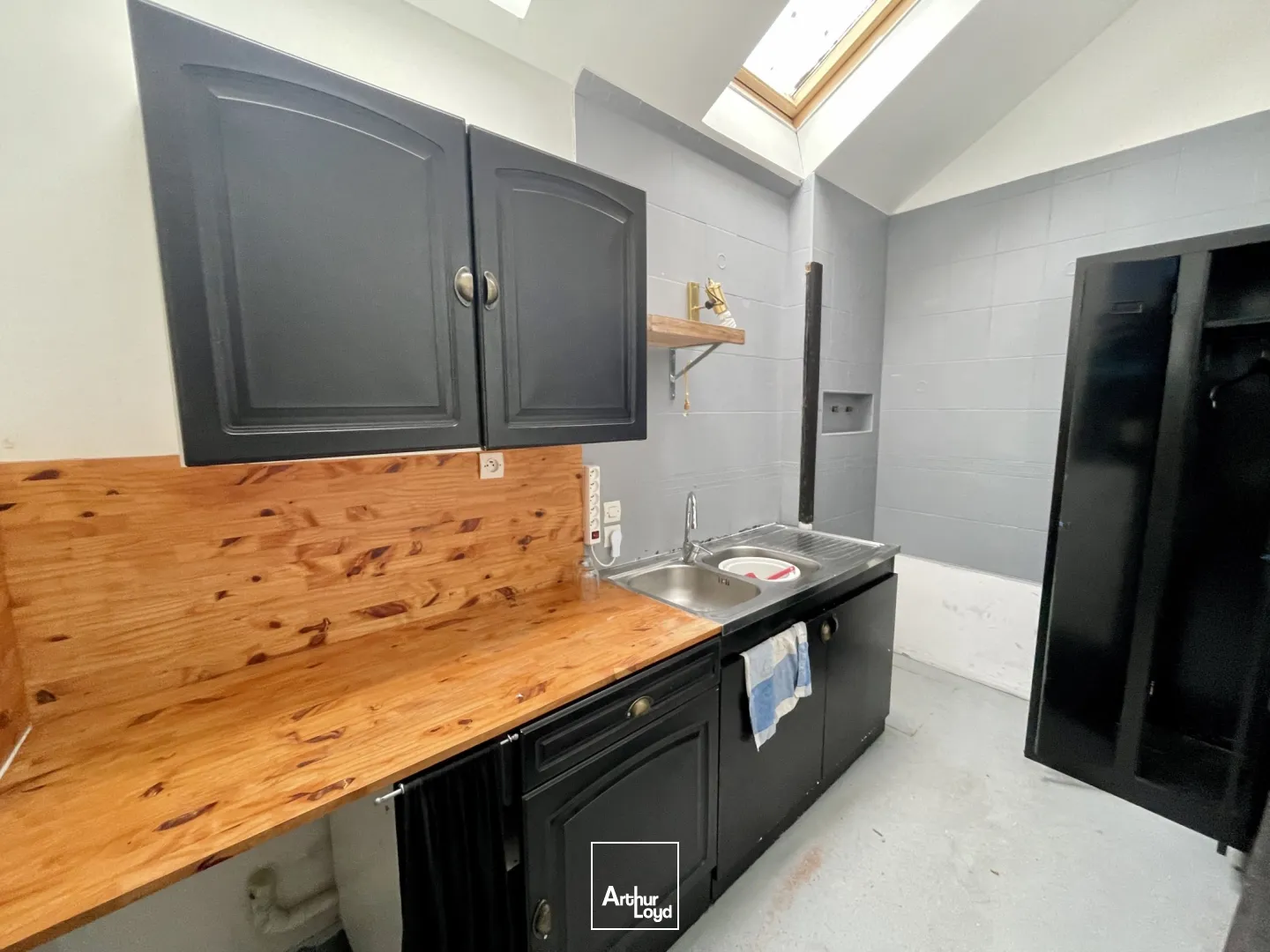 Locaux commerciaux - Location - GRAVIGNY - 27930 - 70-70 - 7819396