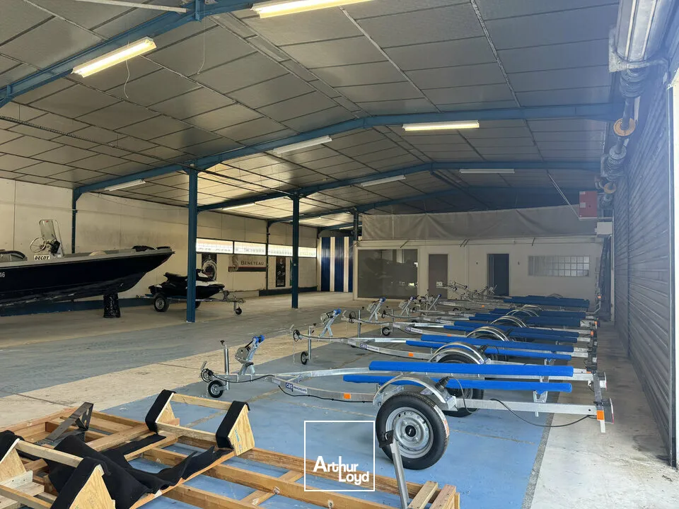 Locaux d'activité & Entrepôts - Vente - LE PONTET - 84130 - 622.5-622.5 - 7820973
