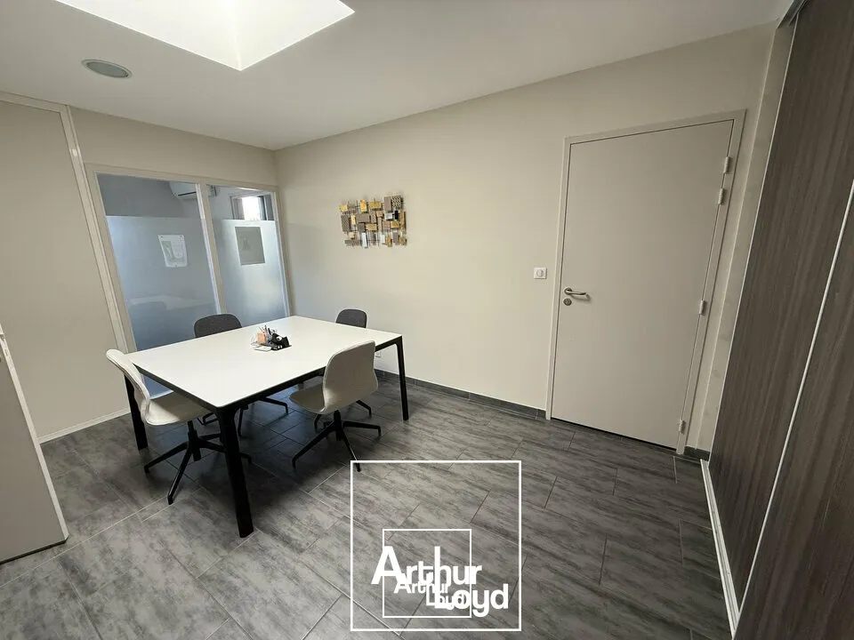 Bureaux - Location - BRIVE-LA-GAILLARDE - 19100 - 17-17 - 7821008