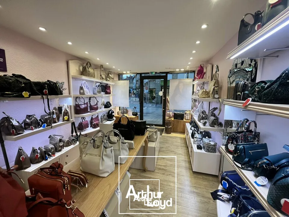 Locaux commerciaux - Vente - BRIVE-LA-GAILLARDE - 19100 - 35-105 - 7821001