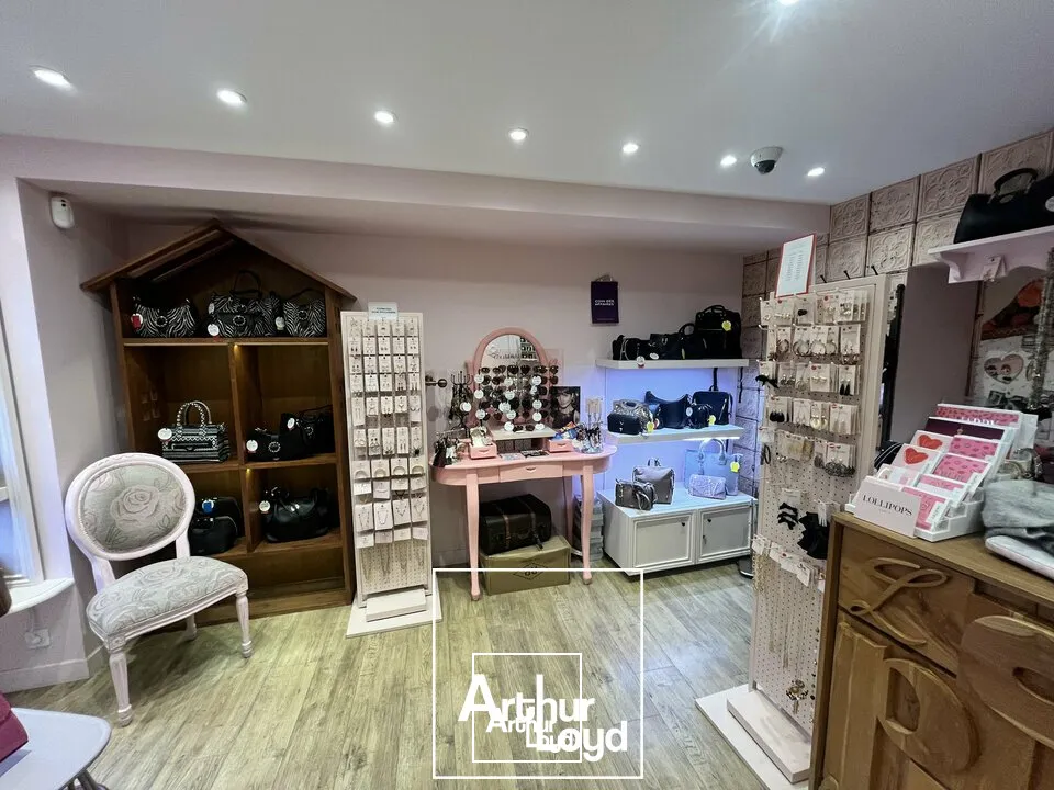 Locaux commerciaux - Vente - BRIVE-LA-GAILLARDE - 19100 - 35-105 - 7821003