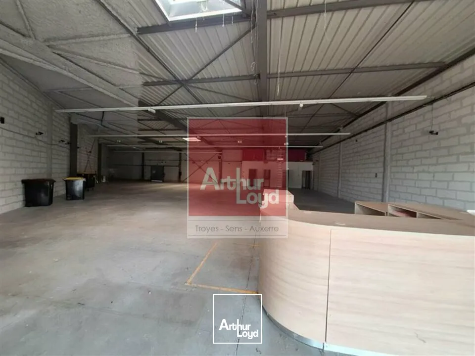 Locaux commerciaux - Location - MONÉTEAU - 89470 - 510.79-510.79 - 7821061
