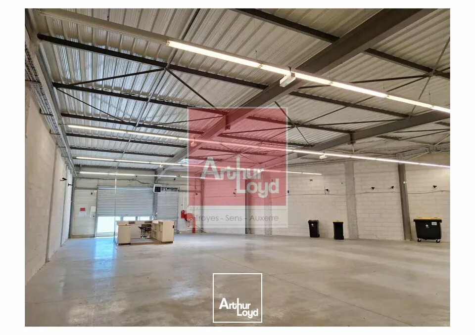 Locaux commerciaux - Location - MONÉTEAU - 89470 - 510.79-510.79 - 7821060