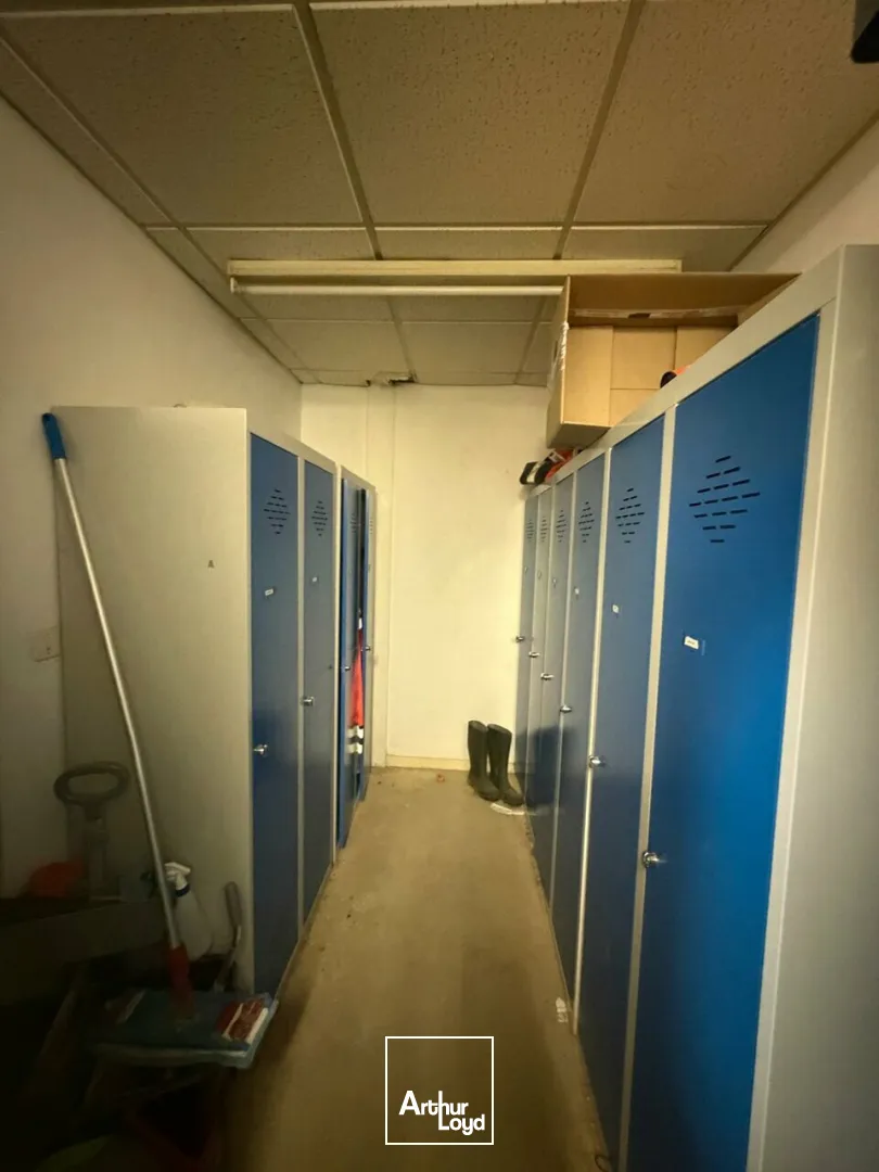 Locaux d'activité & Entrepôts - Location - TROUY - 18570 - 550-550 - 7821096