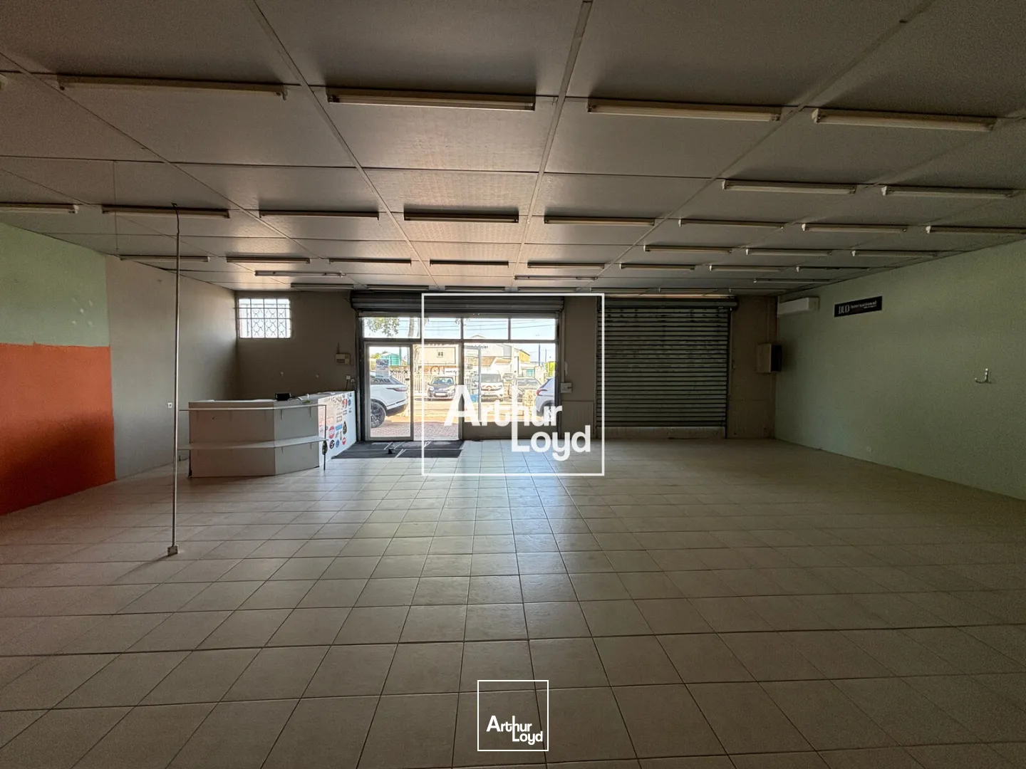 Locaux commerciaux - Location - BERNIS - 30620 - 219.6-219.6 - 7821186