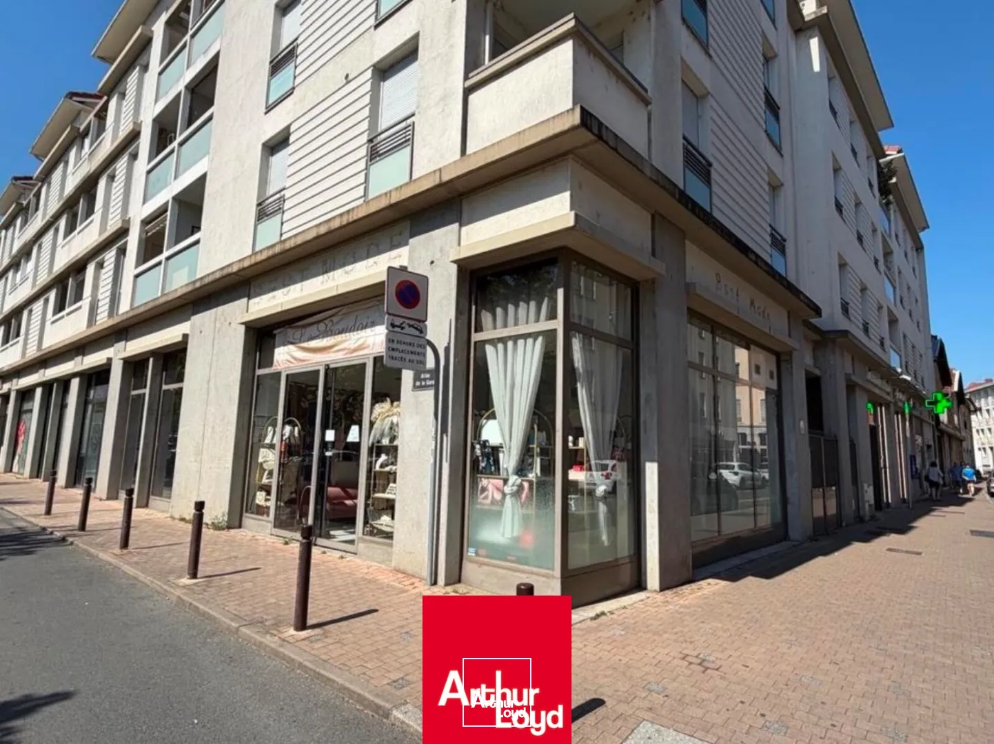 Locaux commerciaux - Location - VILLEFRANCHE SUR SAONE - 69400 - 102-102 - 7821399