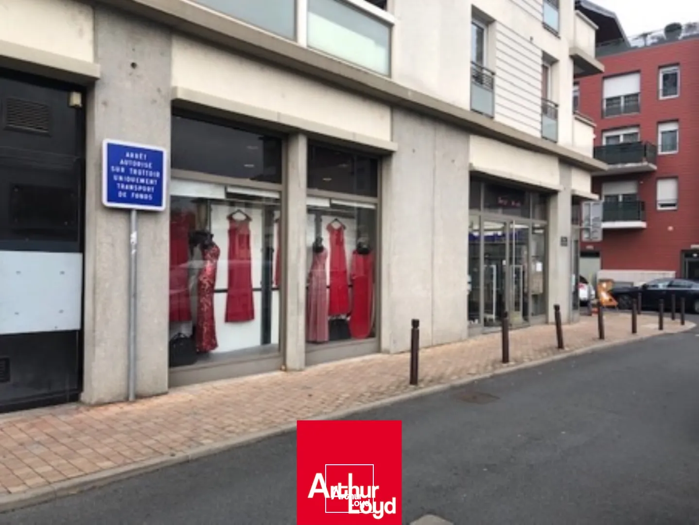 Locaux commerciaux - Location - VILLEFRANCHE SUR SAONE - 69400 - 102-102 - 7821400