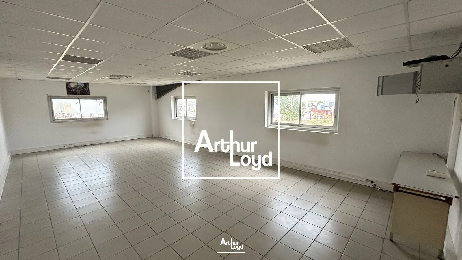 Locaux d'activité & Entrepôts - Location - TOURNEFEUILLE - 31170 - 740-740 - 7821484
