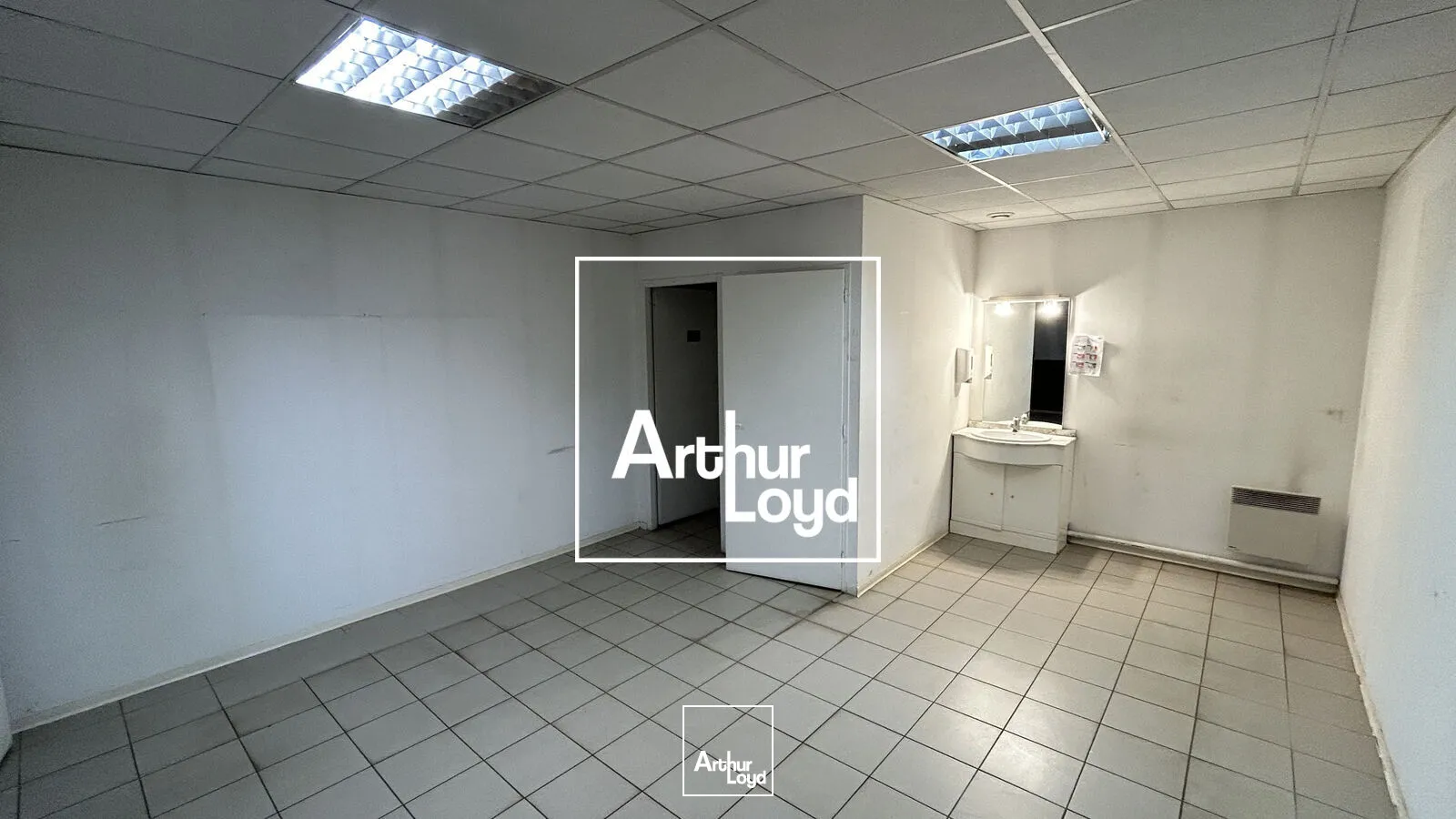 Locaux d'activité & Entrepôts - Location - TOURNEFEUILLE - 31170 - 740-740 - 7821483