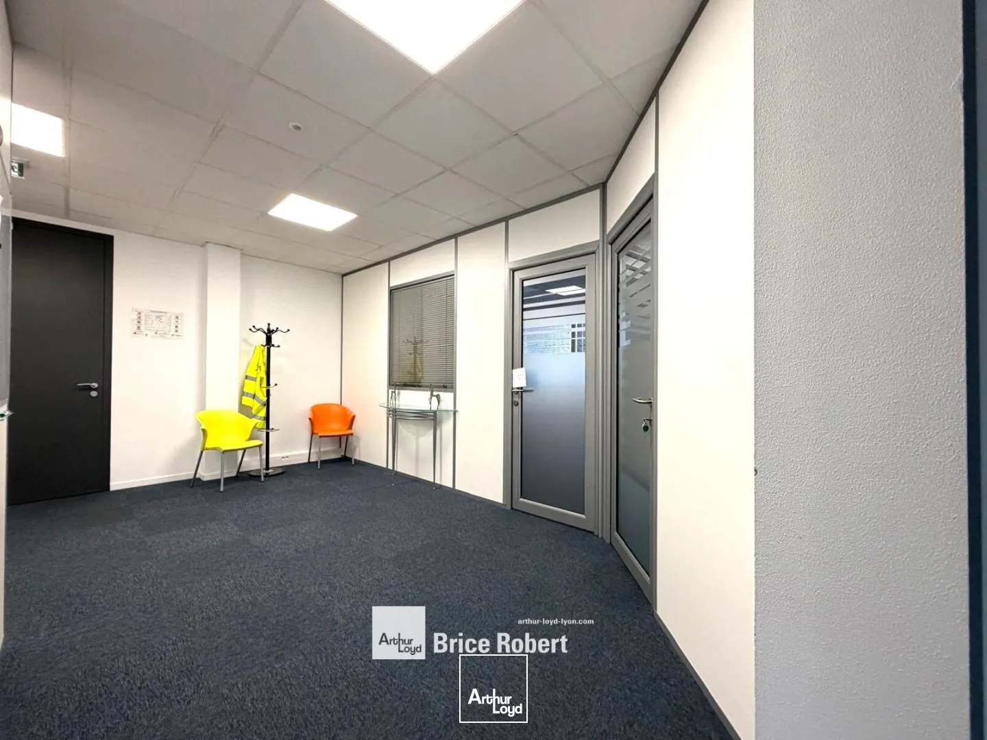 Bureaux - Location - BRON - 69500 - 300-689 - 7821651