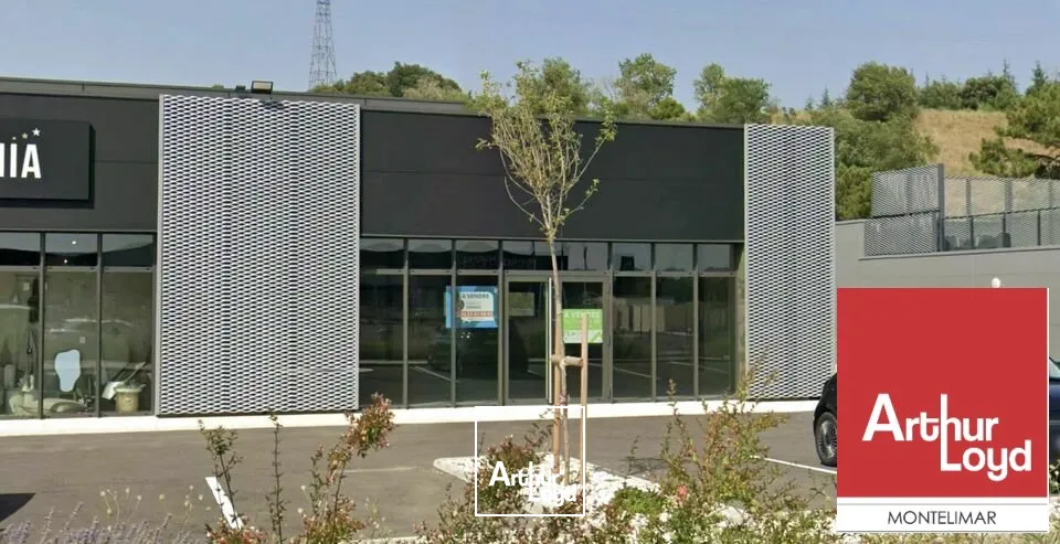 Locaux commerciaux - Location - SAINT PAUL TROIS CHATEAUX - 26130 - 163-163 - 7821886