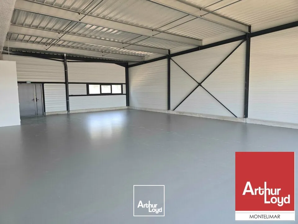 Locaux commerciaux - Location - SAINT PAUL TROIS CHATEAUX - 26130 - 163-163 - 7821890