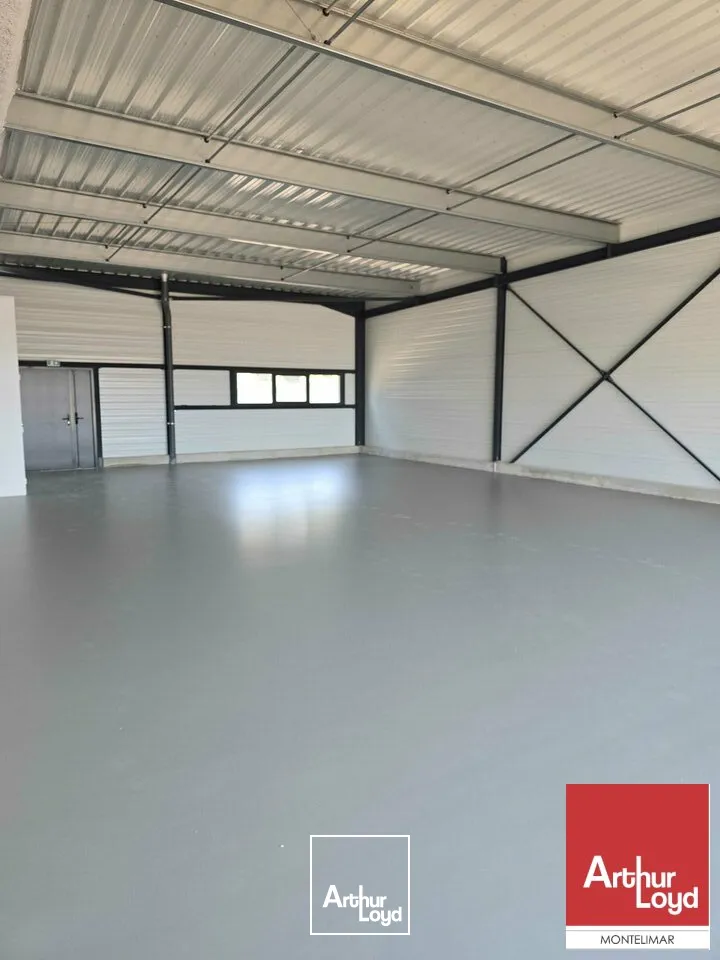 Locaux commerciaux - Location - SAINT PAUL TROIS CHATEAUX - 26130 - 163-163 - 7821898