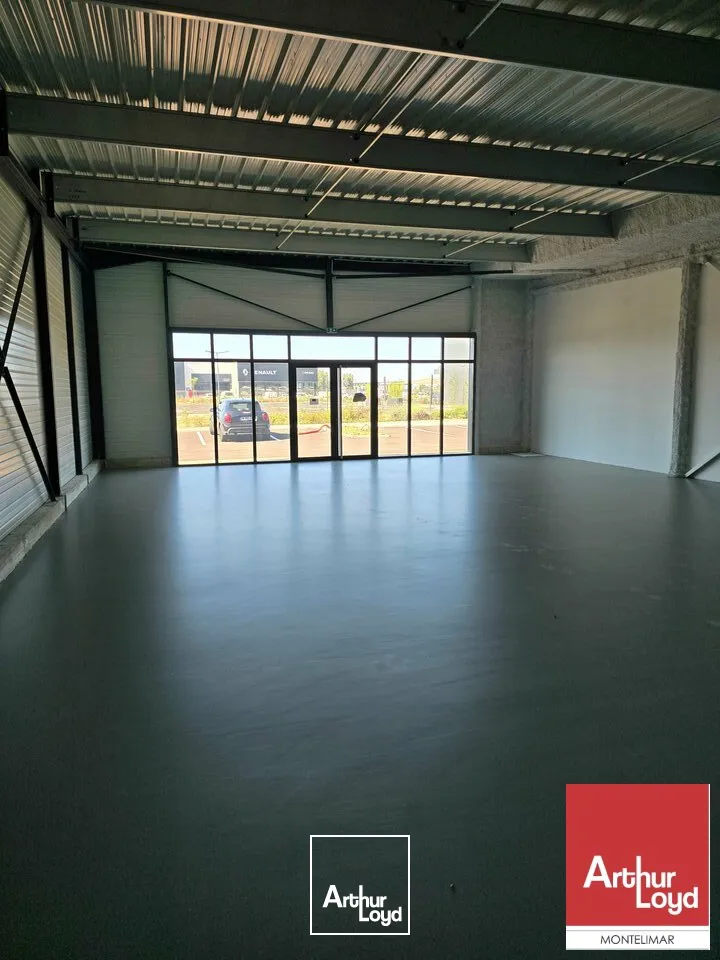Locaux commerciaux - Location - SAINT PAUL TROIS CHATEAUX - 26130 - 163-163 - 7821902