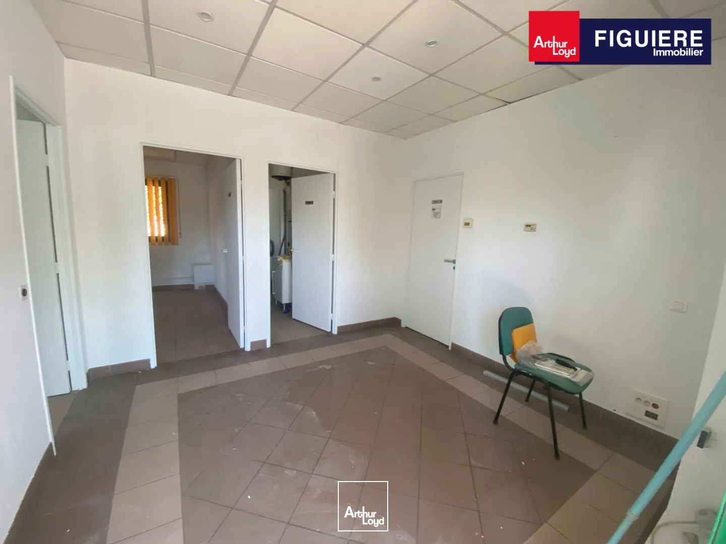 Bureaux - Location - SALON DE PROVENCE - 13300 - 70-70 - 7822086