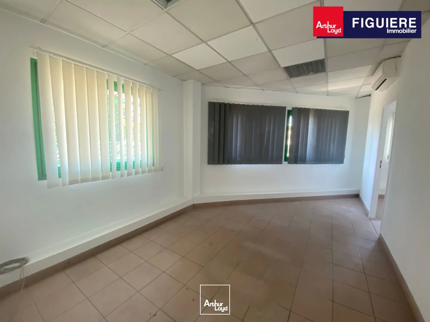 Bureaux - Location - SALON DE PROVENCE - 13300 - 70-70 - 7822087