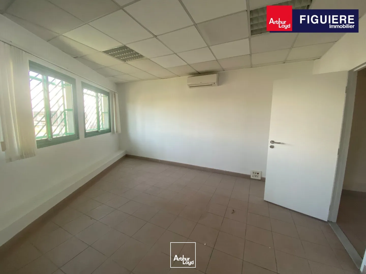 Bureaux - Location - SALON DE PROVENCE - 13300 - 70-70 - 7822088