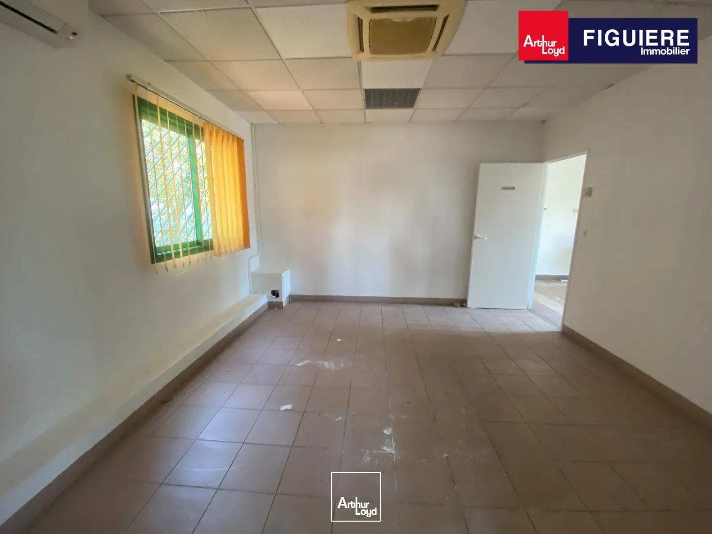 Bureaux - Location - SALON DE PROVENCE - 13300 - 70-70 - 7822089