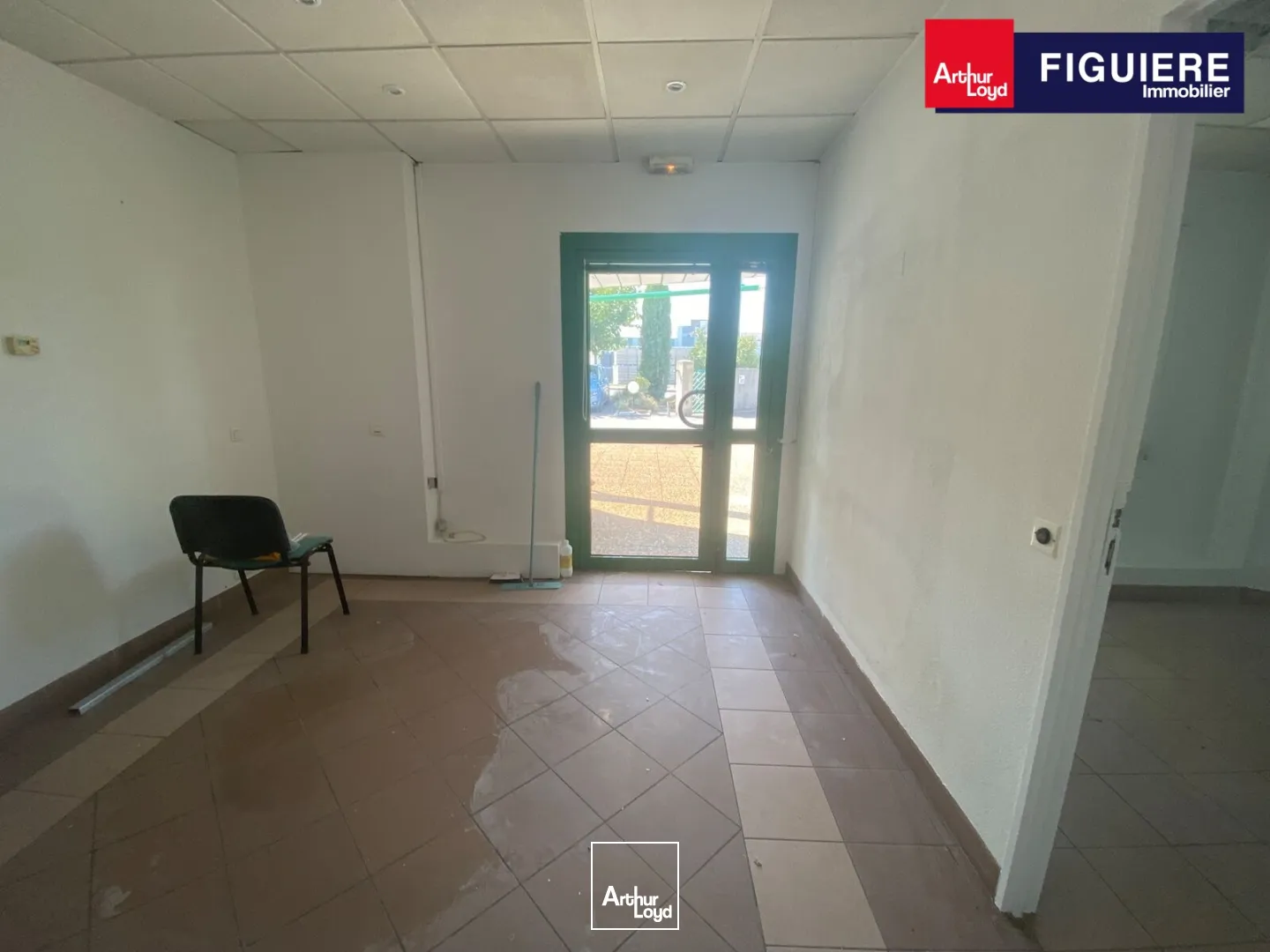 Bureaux - Location - SALON DE PROVENCE - 13300 - 70-70 - 7822085