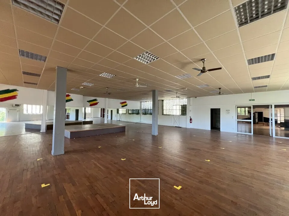 Locaux commerciaux - Vente - ANGOULEME - 16000 - 1850-1850 - 7822340