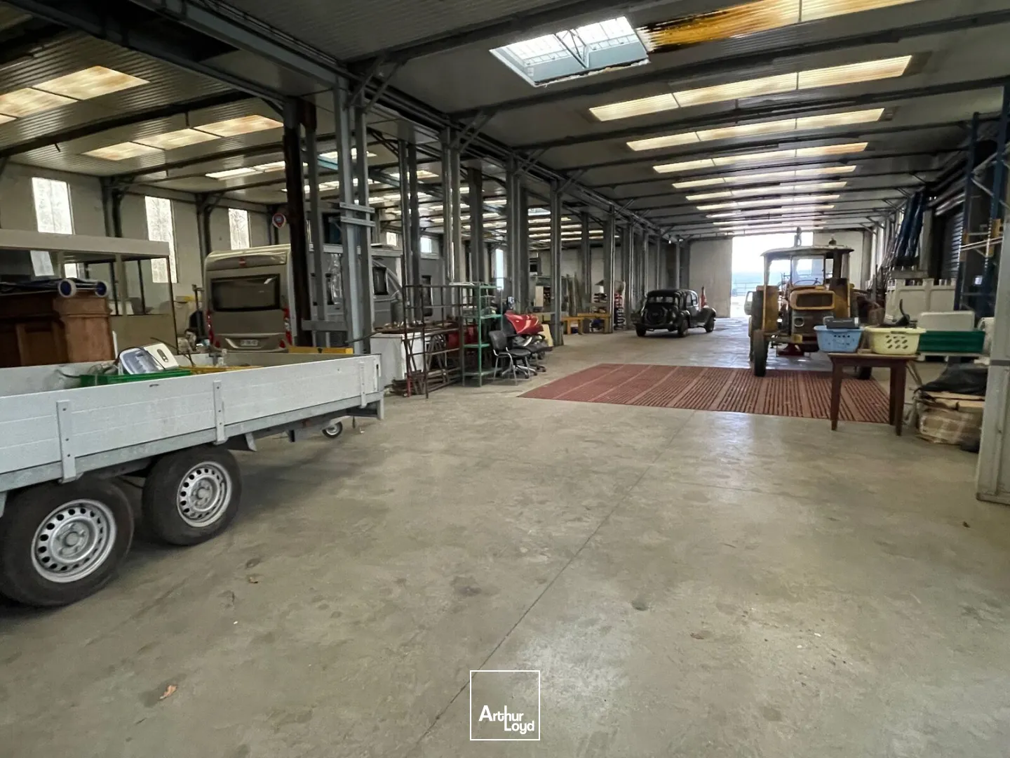 Locaux d'activité & Entrepôts - Vente - GAILLON - 27600 - 700-700 - 7822374