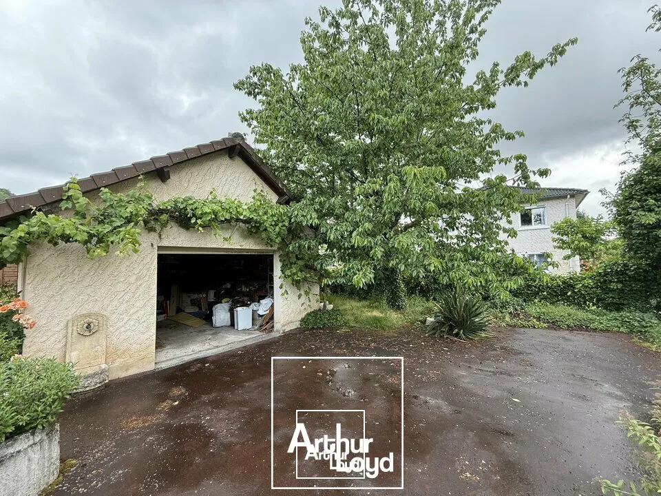 Locaux d'activité & Entrepôts - Vente - BRIVE-LA-GAILLARDE - 19100 - 121-121 - 7822801